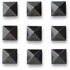 Dakine Pyramid Studs